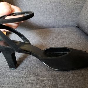 Women's dress sandals